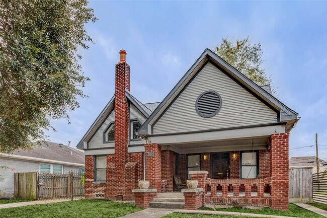 Foto del edificio - 2410 Cleburne St