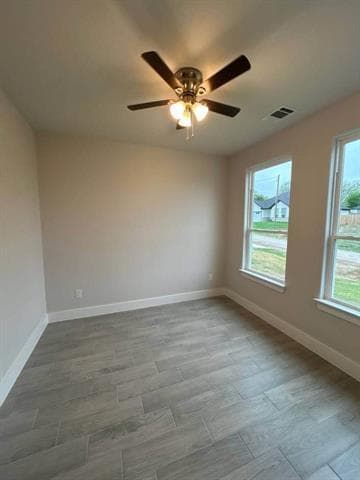 Building Photo - 2215 Beverly Dr