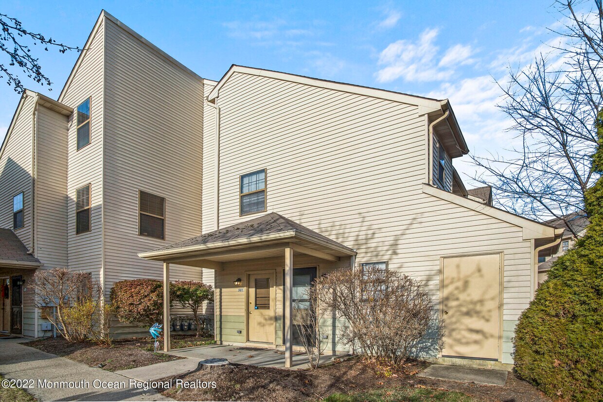 501 Geranium Ct, Jackson Township, NJ 08527 Condo for Rent in Jackson