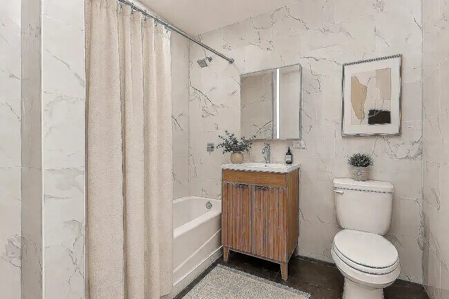 Foto del edificio - 36-45-45 31st St