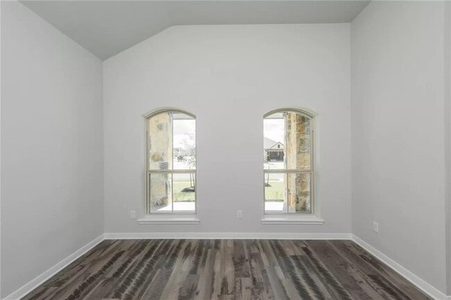 Building Photo - 5118 Leaning Tree