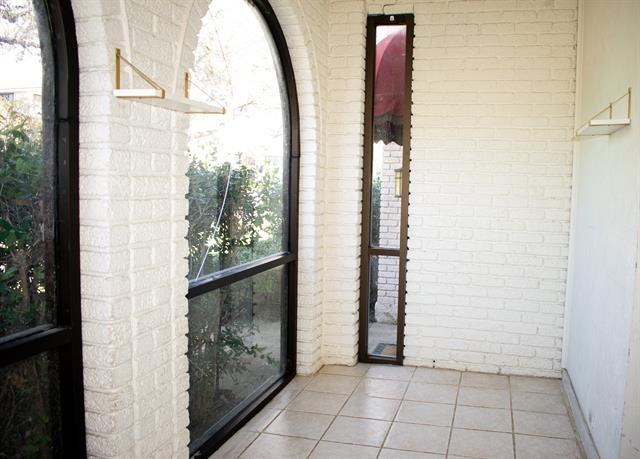 Foto del edificio - 4034 Hawthorne Ave