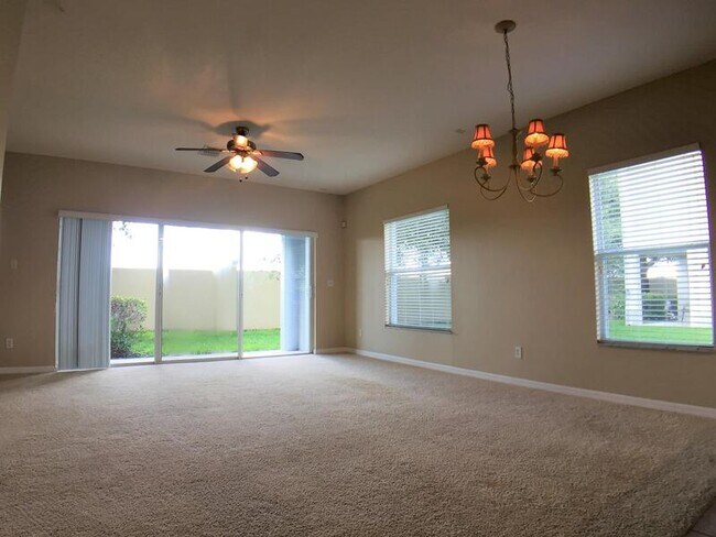 Building Photo - 10702 Savannah Wood Court - 1