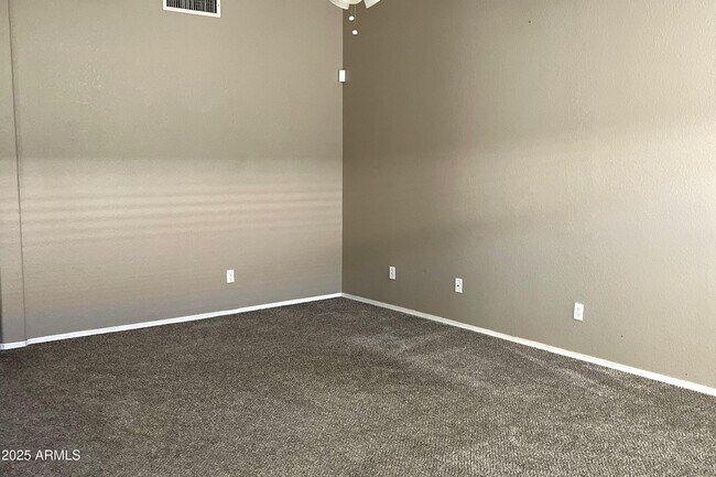 Foto del edificio - 16241 N 91st Dr