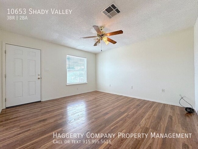 Building Photo - 10653 Shady Valley Dr