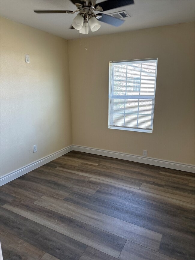 Building Photo - 2623 Morning Glory Dr