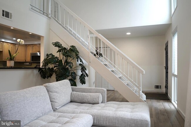 Foto del edificio - 129 Willow Pl
