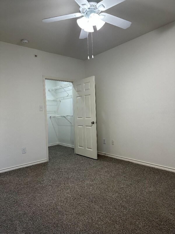 Foto del edificio - 8300 Farm to Market 1960 Rd E