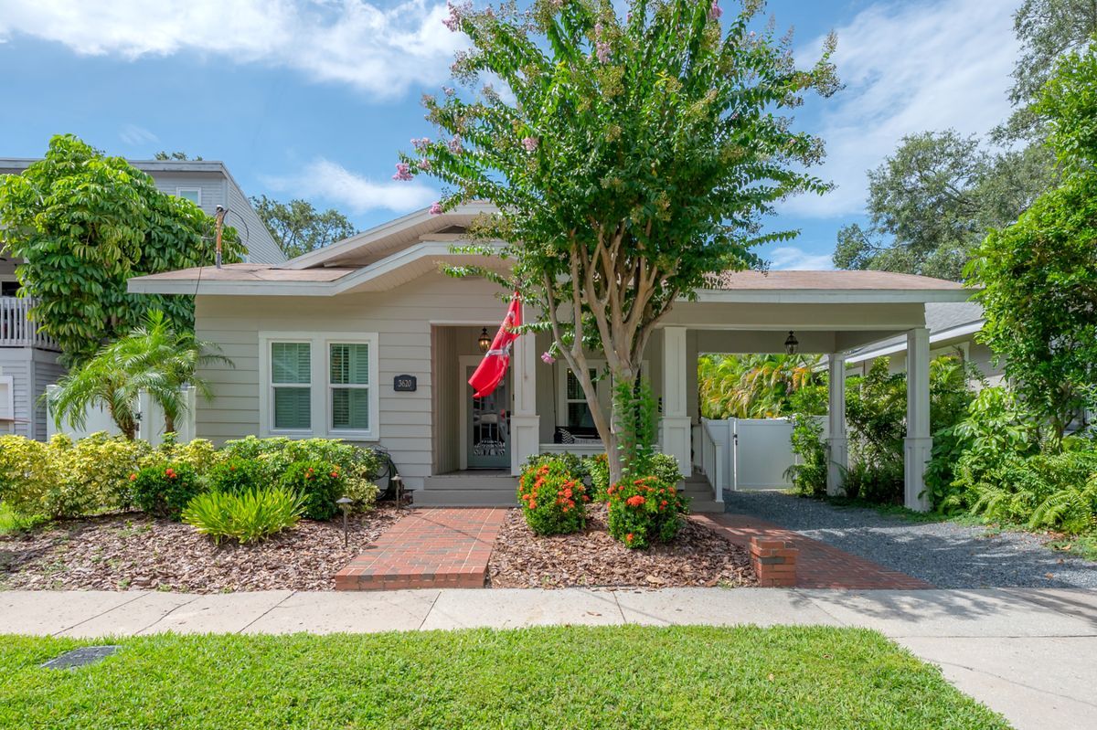 Foto principal - 3620 W San Pedro St