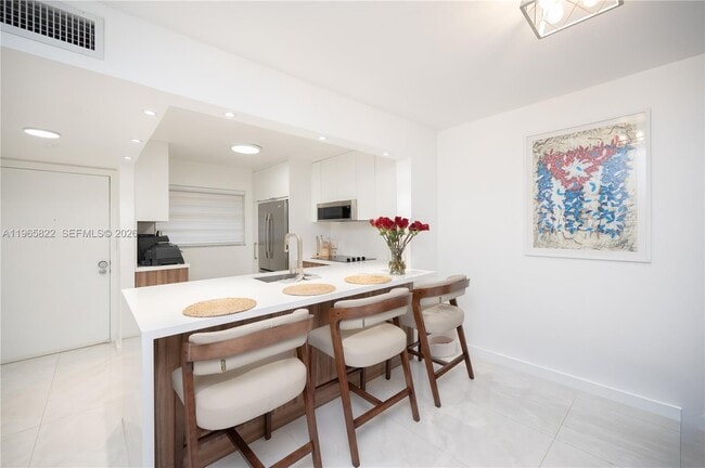 Foto del edificio - 10875 SW 112th Ave