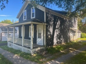 Building Photo - 31 Nelson St