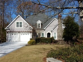 Building Photo - 3330 Valley Vista Rd SE