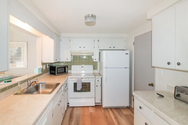 Foto del edificio - 133 Golf Club Ln