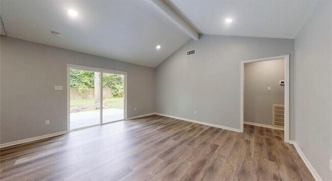 Building Photo - 507 Avondale Ln