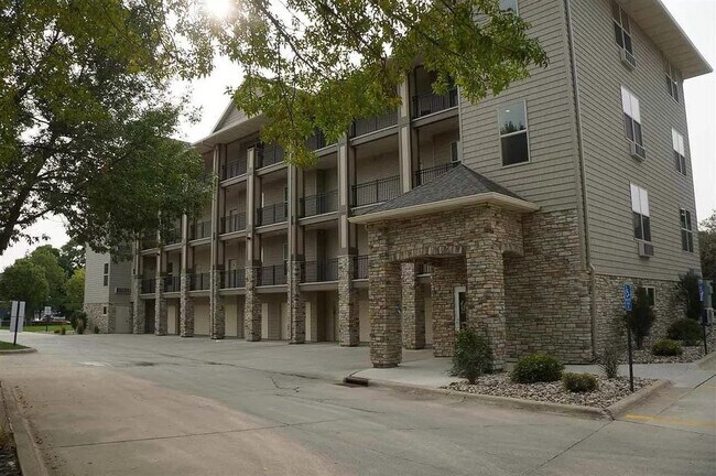 213 S Highway 71 Unit A104