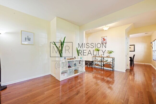 Foto del edificio - 5106 Timsbury Pointe Dr