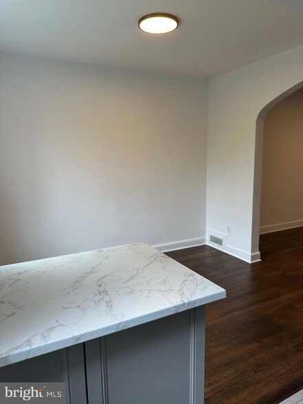 Foto del edificio - 134 Lynhaven Dr