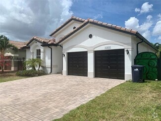 Building Photo - 15435 SW 24th Terrace