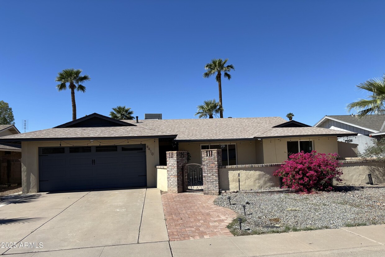 Foto principal - 4410 S Rita Ln