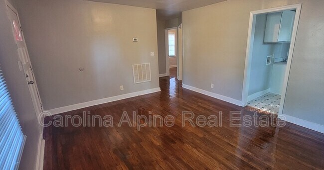 Building Photo - 2735 Remington St