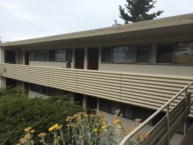 Building Photo - 2249 13th Ave W