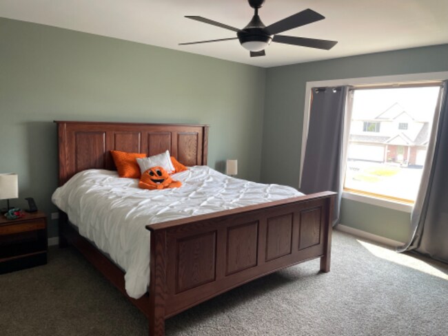 Foto del edificio - 8246 Auburn Ln