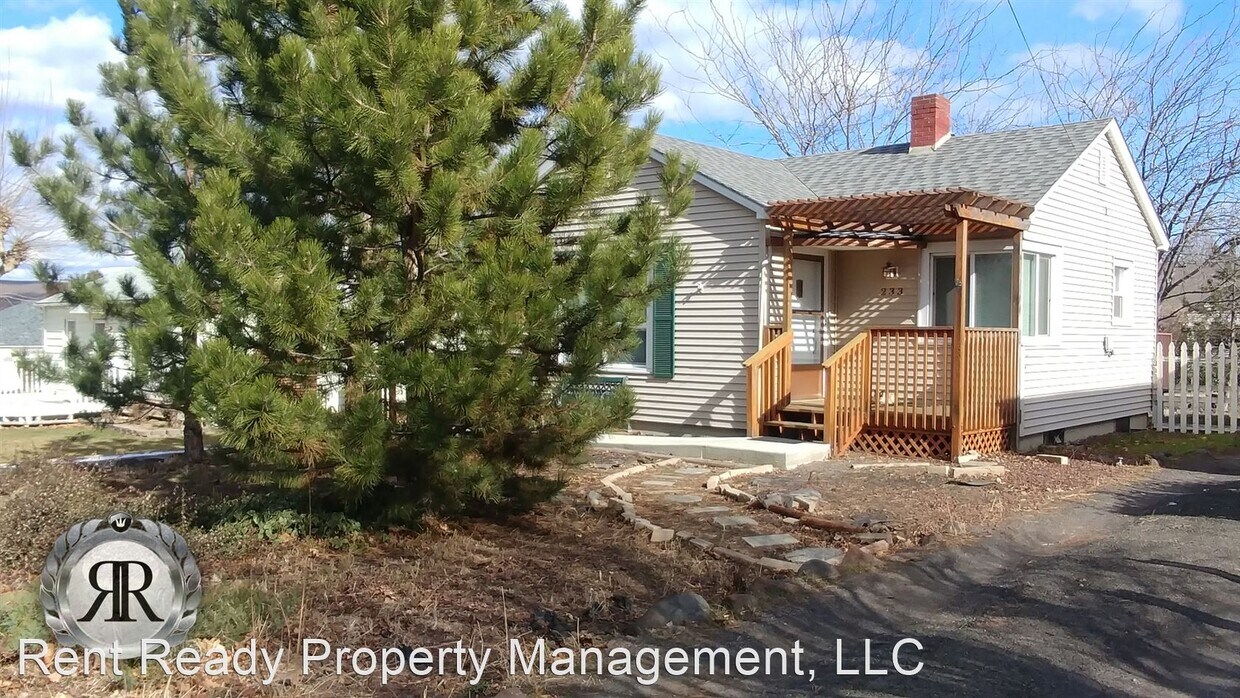 Primary Photo - 1 br, 1 bath House - 233 N 36th Ave