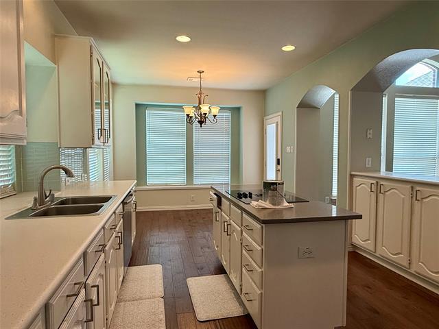 Building Photo - 715 Willow Ridge Ct