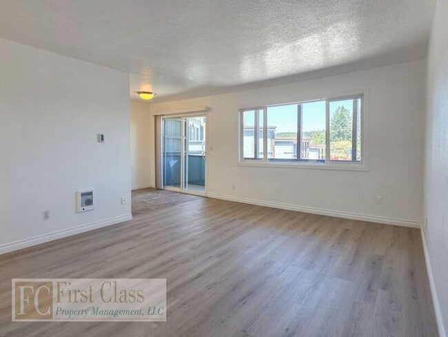 Photo - 12345 SW HALL BLVD Apartment