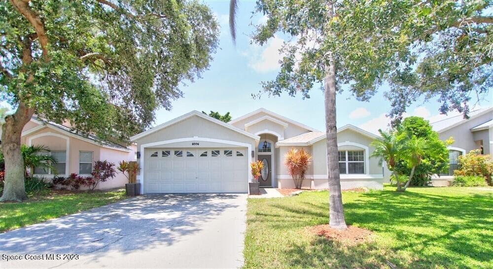 Foto principal - 8006 Bracken Ln