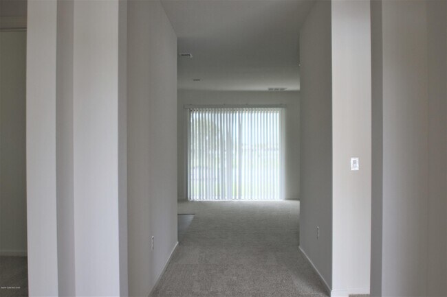 Foto del edificio - 4437 Magenta Isles Dr