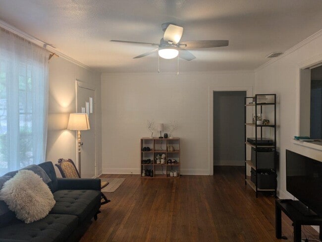 Living Room (Hallway Leads to Bedroom #2 & #3 & Hall Bathroom) - 4000 Crescent Dr