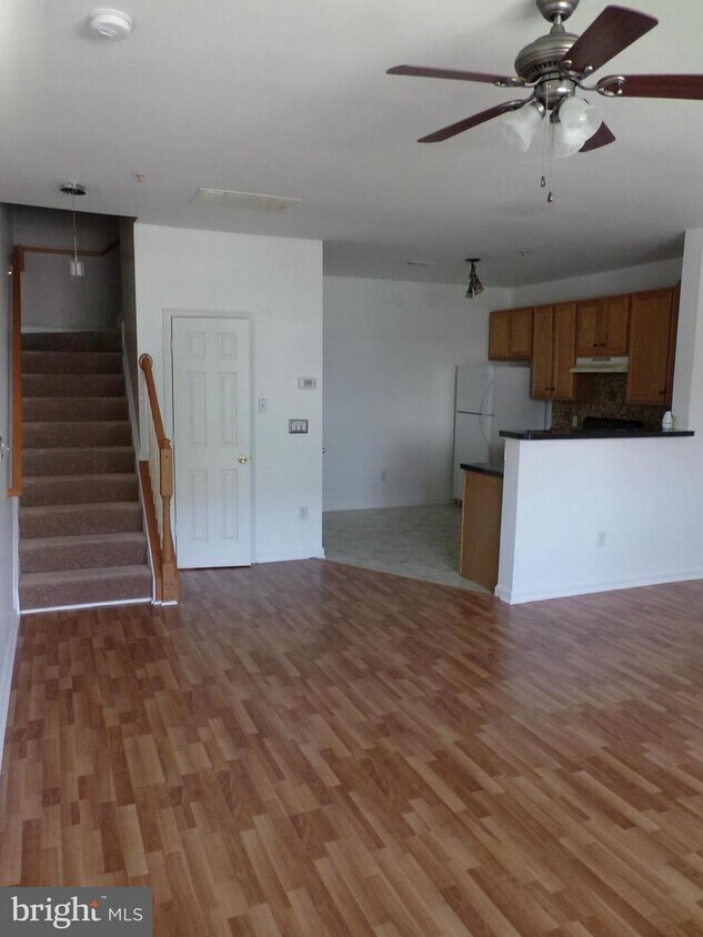 Foto principal - 1506 Blue Heron Dr