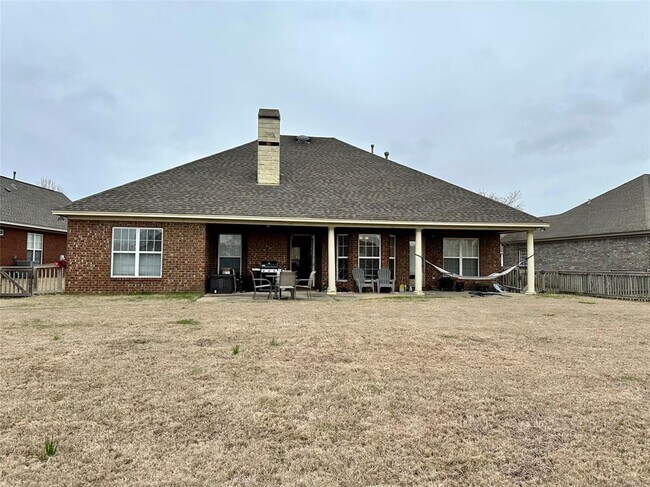 Foto del edificio - 8824 Alderwood Way