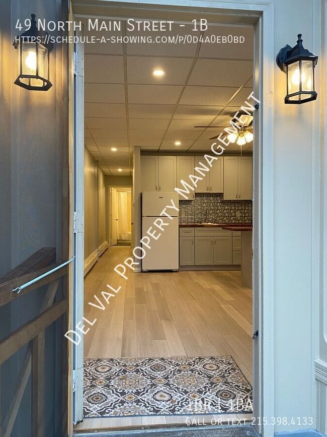 Foto del edificio - 49 N Main St