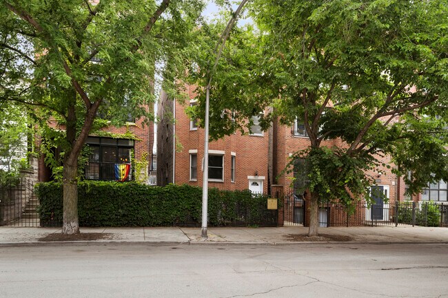 Building Photo - 1522 N Bosworth Ave