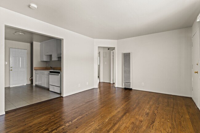 Foto del edificio - 1545 166th Ave