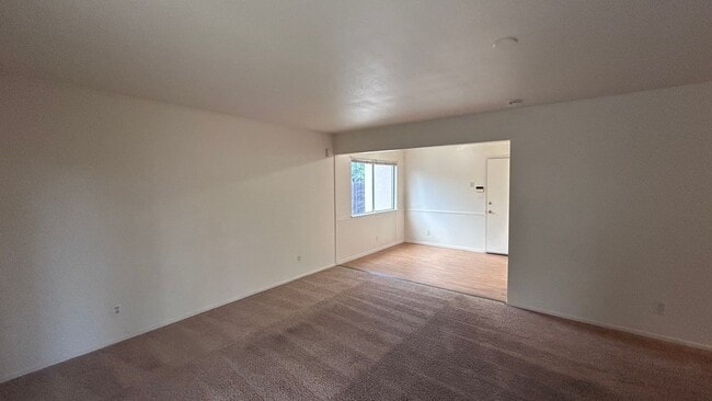 Foto del edificio - 2004 Robbie Ave