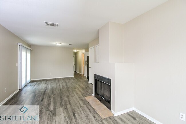 Foto del edificio - Charming 3 Bedroom in Denton!