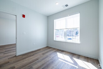 1BR, 1BA-720SF - Fox Howe