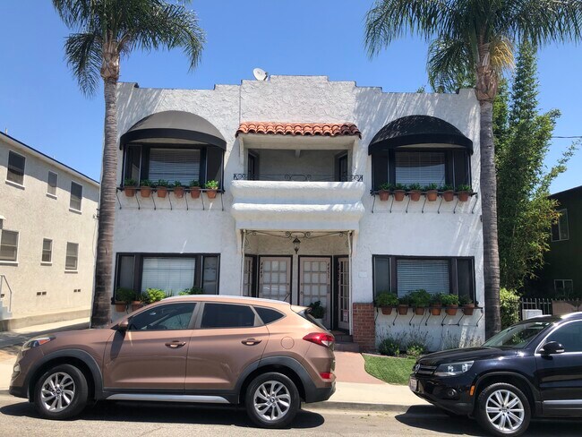 View of Building - 4447 E 4th St
