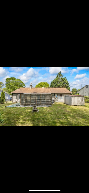 Building Photo - 3060 Meadowview Ln