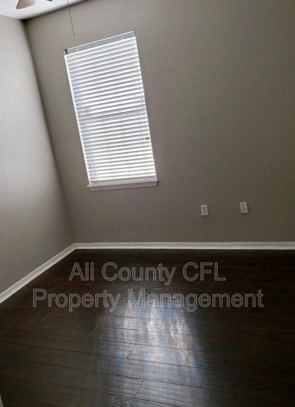 Foto del edificio - 10481 Eastpark Woods Dr