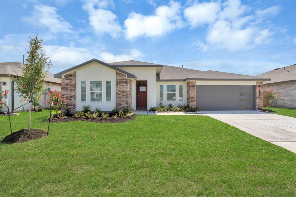 Foto principal - 3335 Balboa Grove Ln