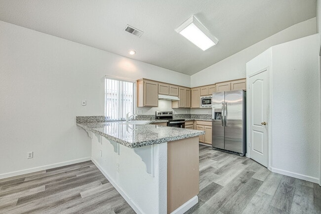 Building Photo - 1708 E Chelsea Dr