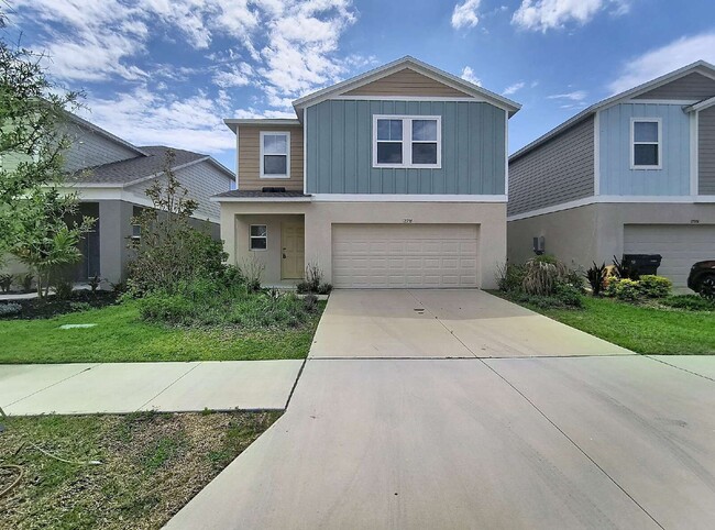 Building Photo - 12937 Camarillo Pl