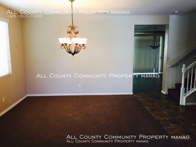 Building Photo - 40298 Hannah Way