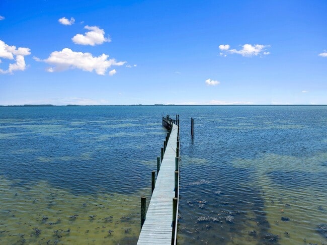 Foto del edificio - 5203 S Indian River Dr