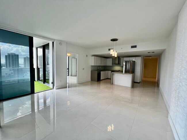 Foto del edificio - 1600 NE 1st Ave