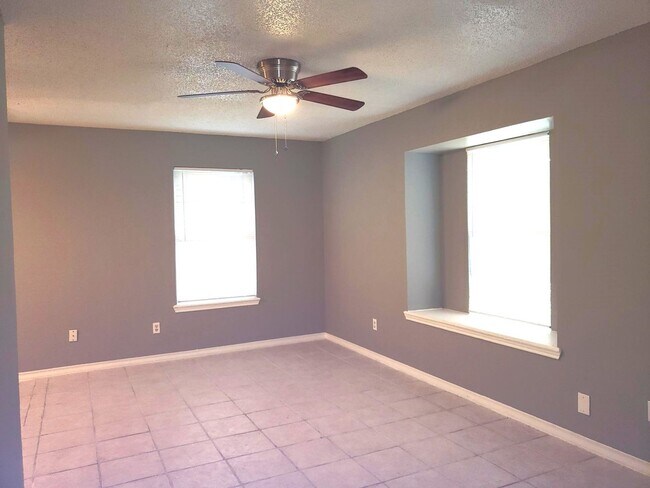 Foto del edificio - 15417 Cuttysark St